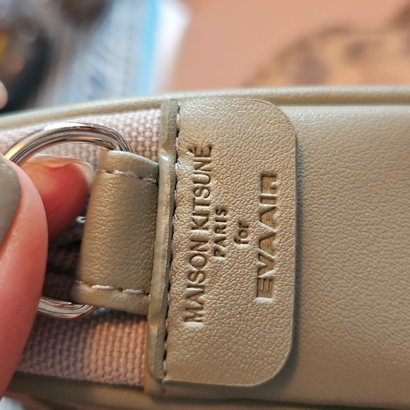 MAISON KITSUNE, Women's cross body And Travel Kit. - Picture 13 of 16